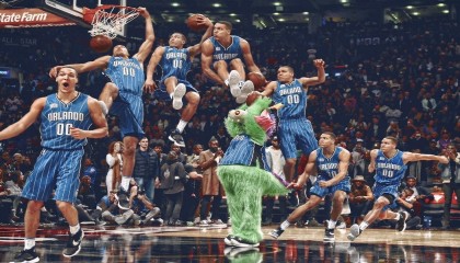 九游体育网站-武汉瑜伽节吸引众多瑜伽爱好者参与，武汉瑜伽馆口碑排名