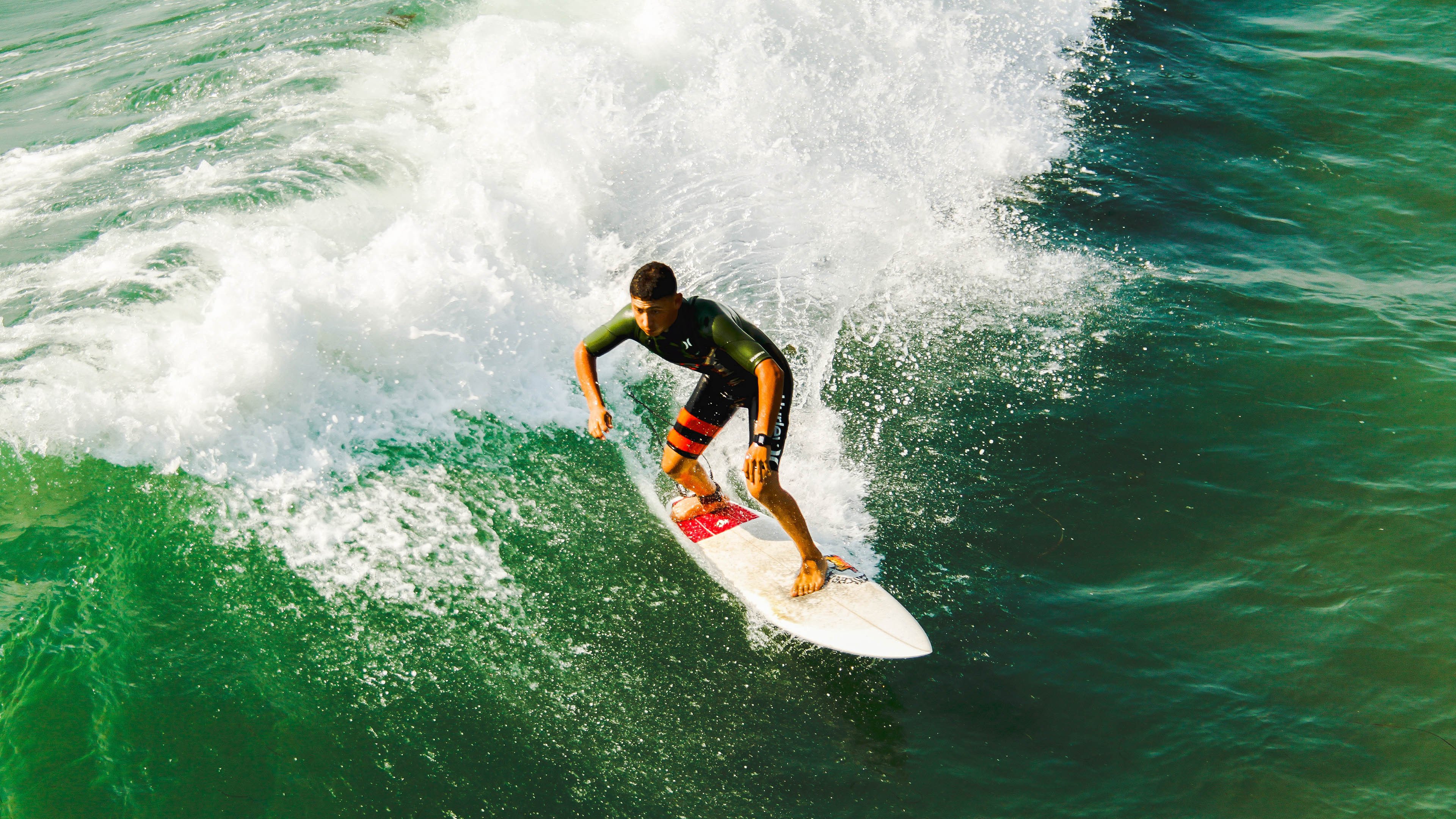《新兴游戏崛起：电竞界的下一匹黑马》，游戏新星